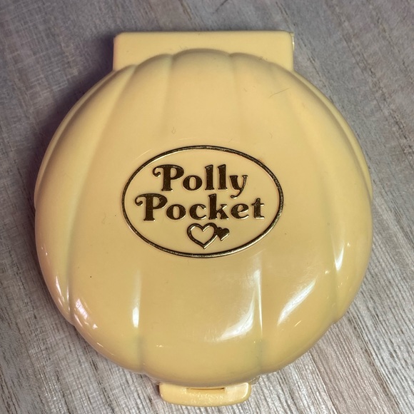 Vintage 1989 | Polly Pocket | Bridesmaid Polly Compact - Picture 8 of 9
